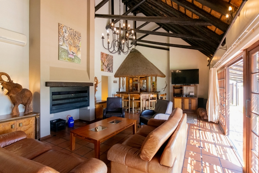 5 Bedroom Property for Sale in Myburgh Park Western Cape